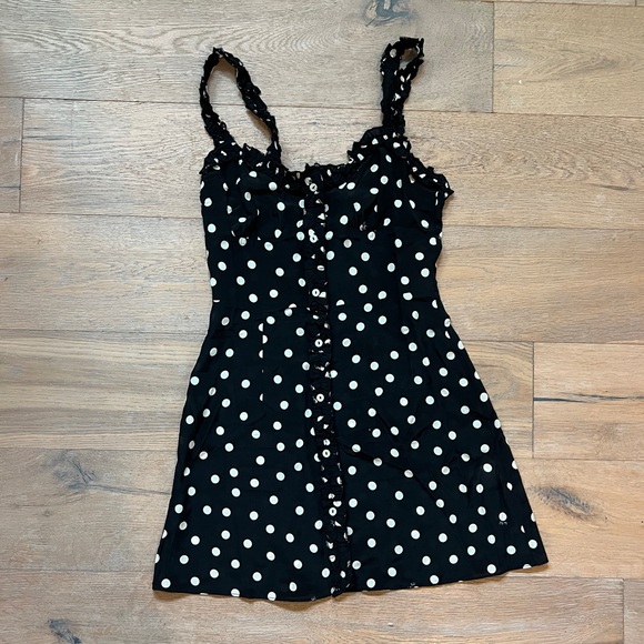 Realisation Par The Julia Dress in Polka Dot - Picture 3 of 5